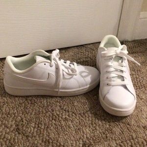 Nike white 5.5 sneakers